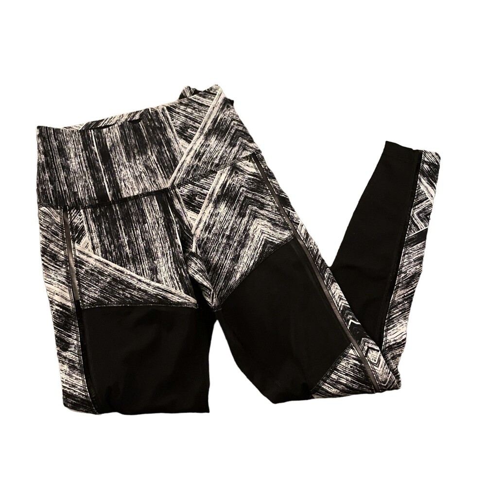 lululemon Mesh Paneled High Rise Patterned Leggings Black 4